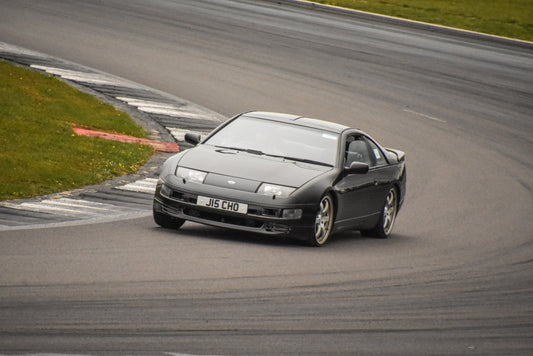 Nissan 300ZX on track at Silverstone testing new parts